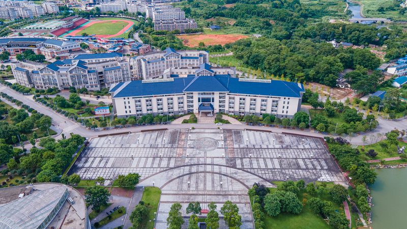 深圳继电器厂家直销，揭秘继电器选型的关键要素**